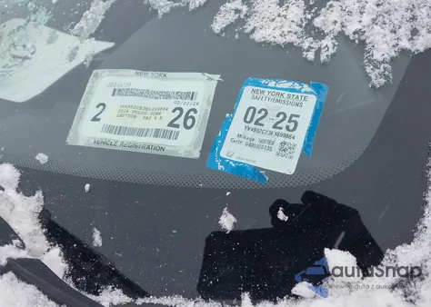 2014 Volvo Xc90 3.2 Platinum z USA, uszkodzony, nr VIN YV4952CZ3E1699864